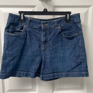 Merona denim blue shorts- great condition
